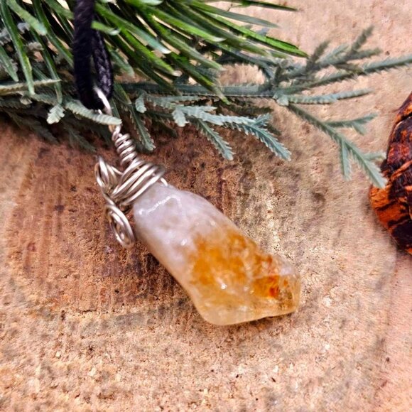 Nature Yellow Citrine Tooth Wire Wrapped Pendant Necklace - Picture 8 of 10